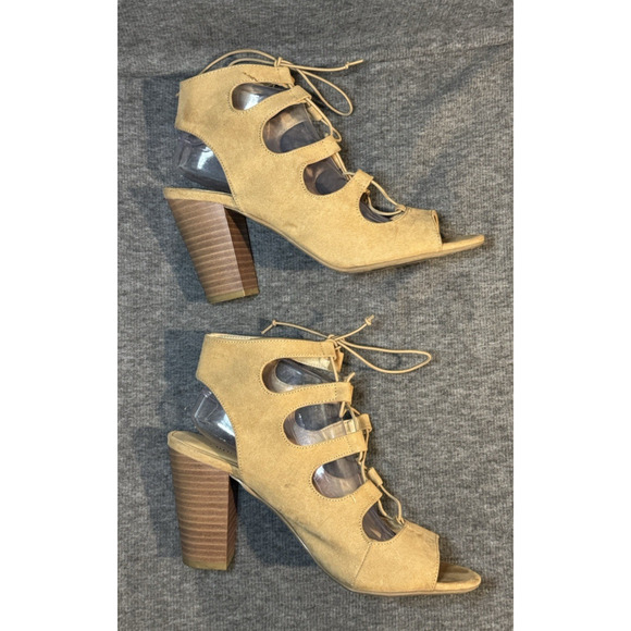 CL by LAUNDRY Tan Shoes Open Toe Block Heel Straps Lace Up - Women's Size 10 - Picture 9 of 9